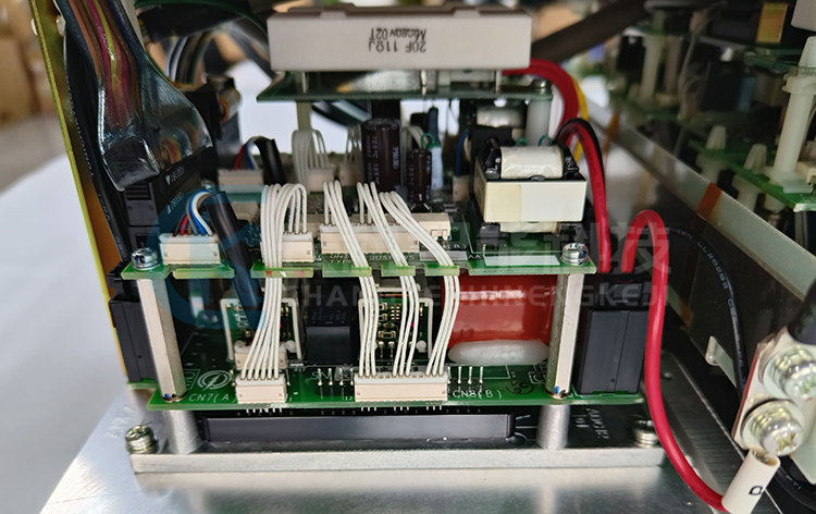 安川控制單元CACR-CSL12L18AAB